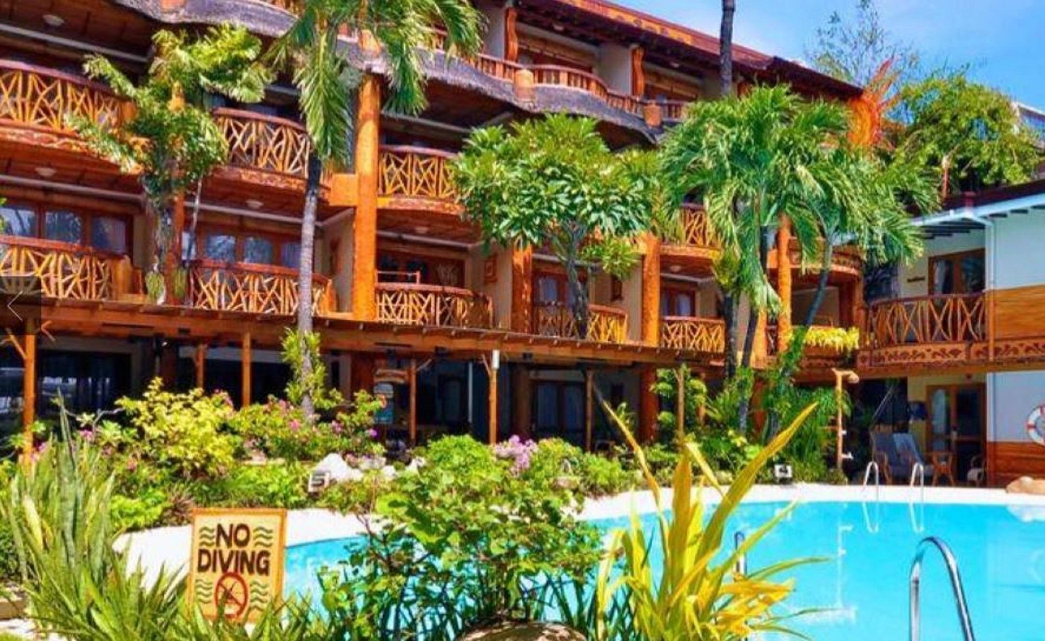 Red Coconut Beach Hotel Boracay Balabag  Экстерьер фото